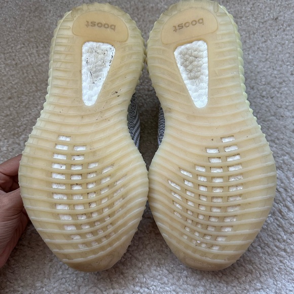 Adidas Yeezy Boost 350 V2 Sneakers - Picture 7 of 8